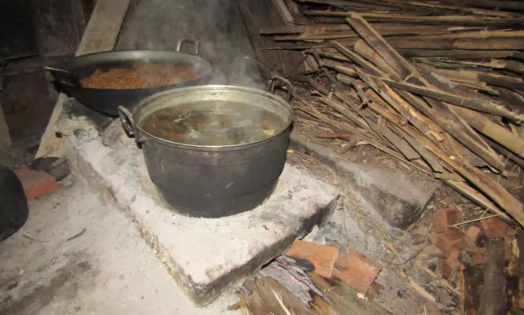 Ada yang Pernah Makan Sumpil? Serasa Kembali ke Jaman SD