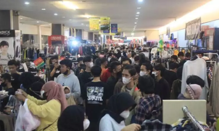 Thrifting, Tak Hanya Trendy tapi Juga Jadi Lahan Investasi