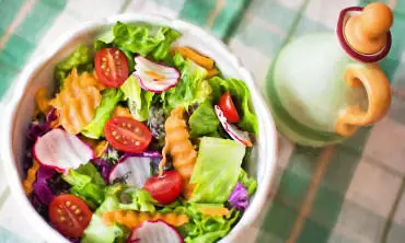 Tips Pola Makan Sehat Untuk Anda yang Sibuk Bekerja