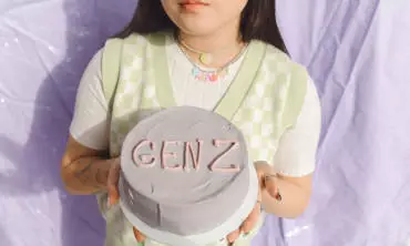 Serba Mudah, Ingin Meniru, dan Budaya Konsumtif Jadi Tantangan Gen Z