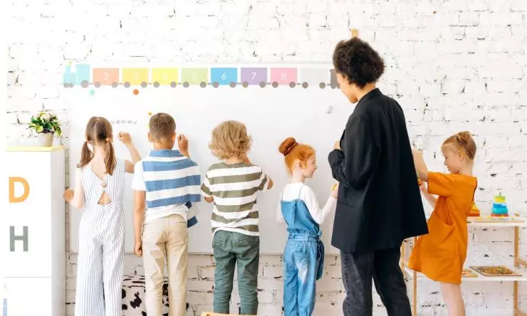 Pentingnya Belajar Bahasa Asing Sejak Dini Bagi Si Kecil
