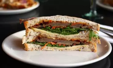 Generasi Sandwich dengan Segala Bebannya