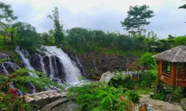 Curug Grojogan Ratu: Hidden Gem Berfasilitas Lengkap di Baturaden