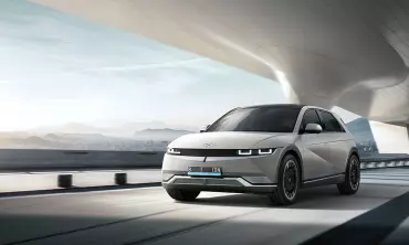 Ioniq 5 - Mobil Listrik Produksi Indonesia Pertama Buatan Hyundai