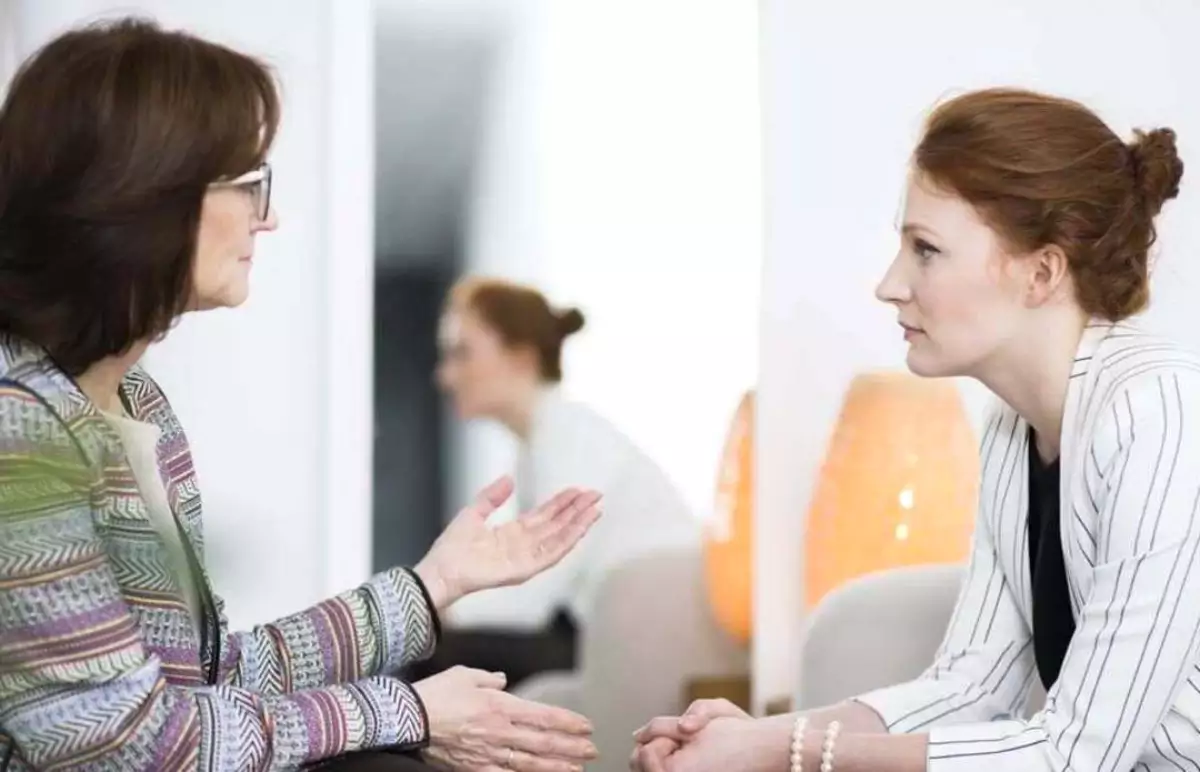 ambivert bisa menjadi pendengar yang baik