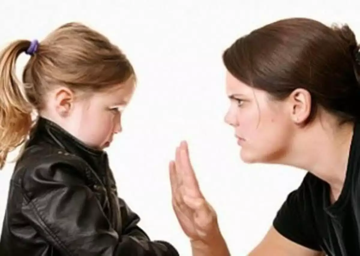 Beri edukasi kepada anak mengenai kata-kata kasar