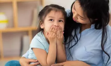Lakukan Ini Agar Anak Tidak Menirukan Berkata Kasar