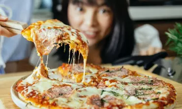 Mencicipi Makanan Khas di Berbagai Belahan Dunia yang Lezat dan Unik