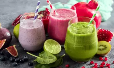 5 Resep Smoothie Segar untuk Menyegarkan Hari Anda
