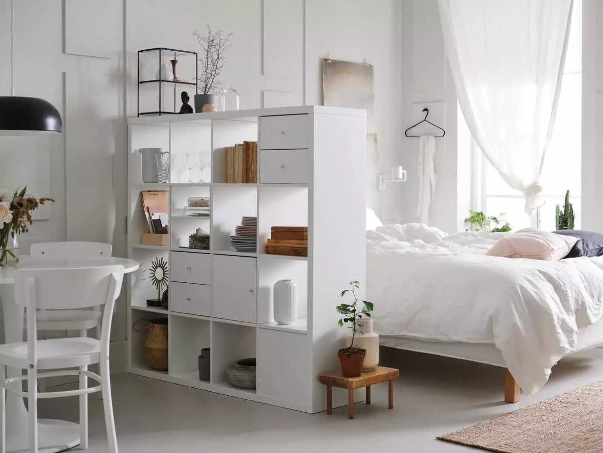 perabotan-minimalis-bisa-menambah-kesan-elegan-pada-interior-rumah-minimalis