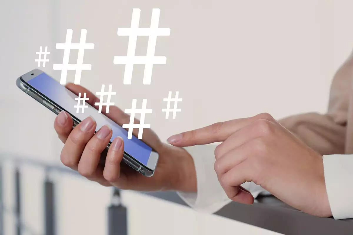 Menggunakan-hashtag-populer-bisa-lebih-berpeluang-menambah-follower-instagram