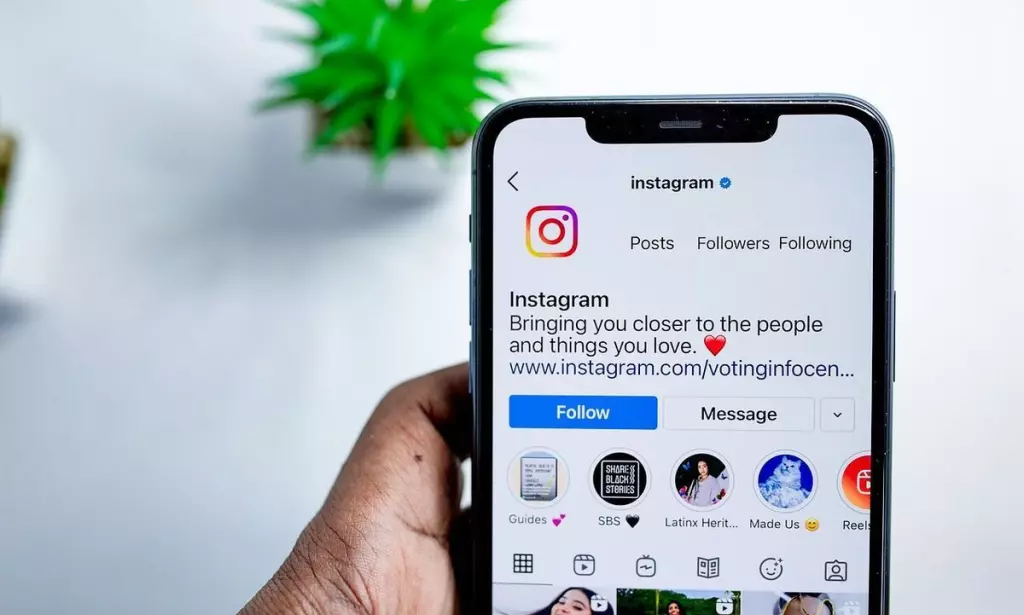 Cara dan Syarat Mendapatkan Centang Biru di Instagram