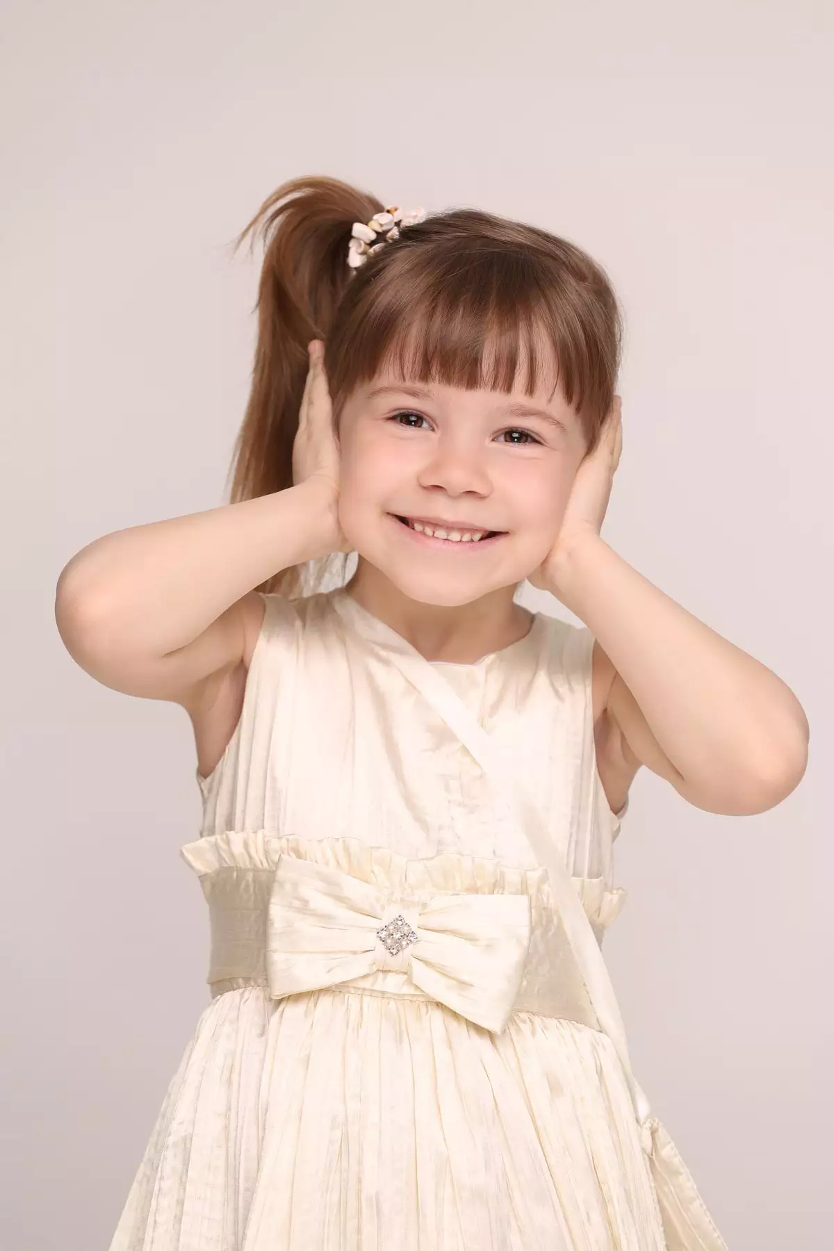 ponytail-pada-anak-perempuan-bisa-mengesankan-anak-yang-aktif