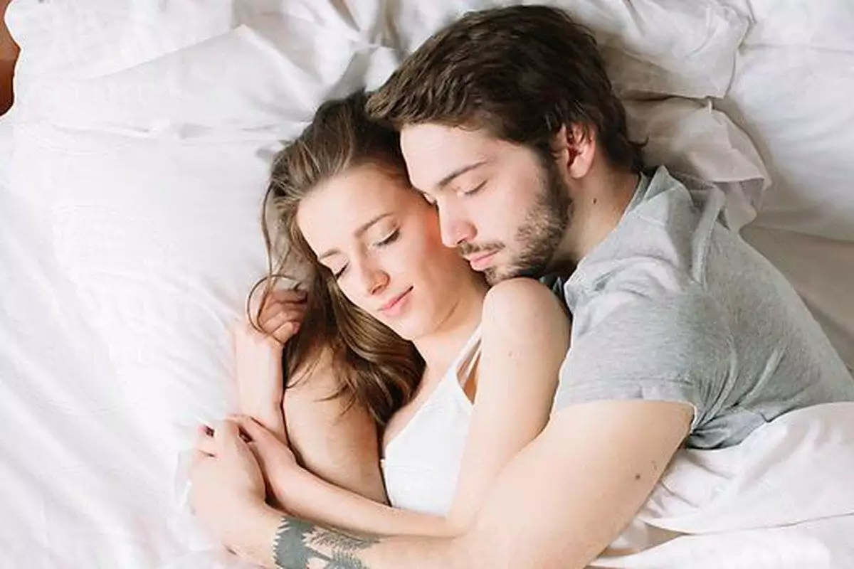 luangkan-waktu-khusus-bersama-dengan-pasangan