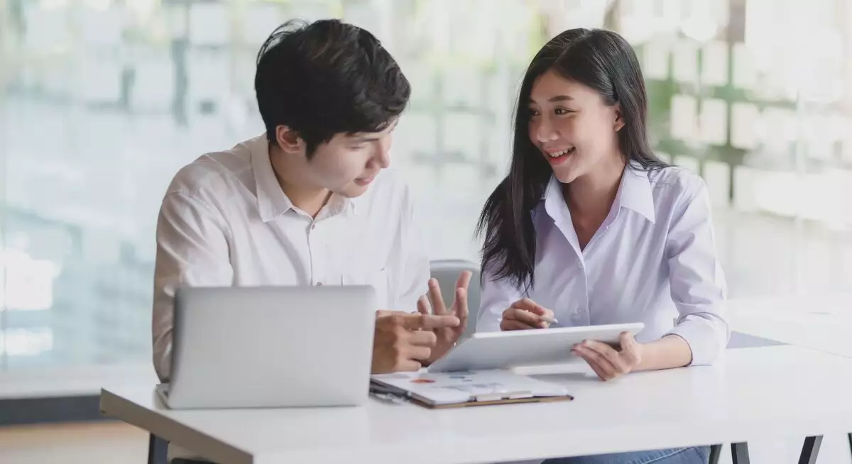 Hindari-Sembunyi-sembunyi-meski-dalam-konteks-perkerjaan