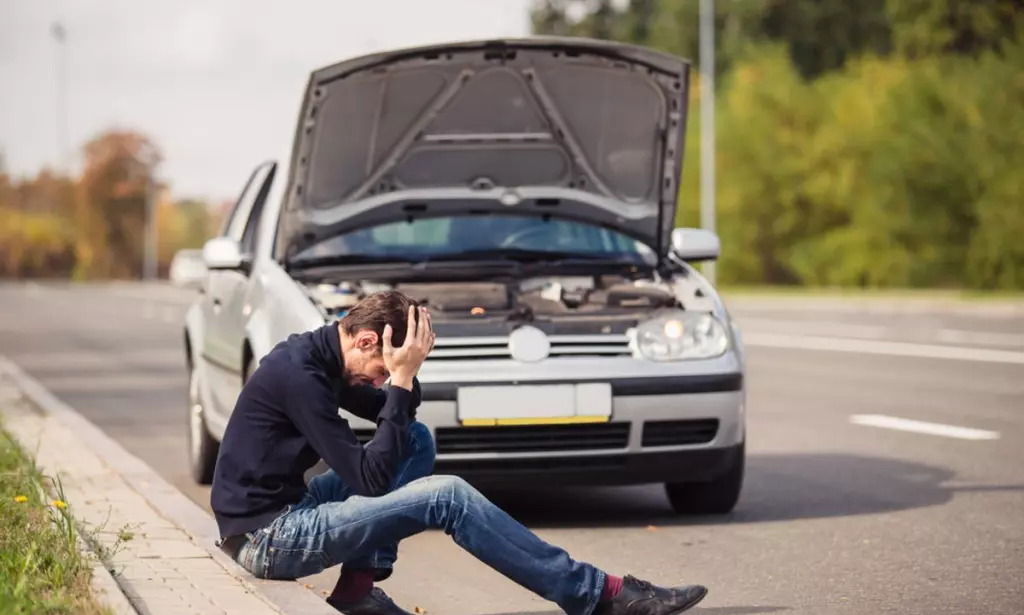 Mobil Mogok Tiba-tiba? Cek Penyebabnya Berikut Ini dan Cara Mengatasinya