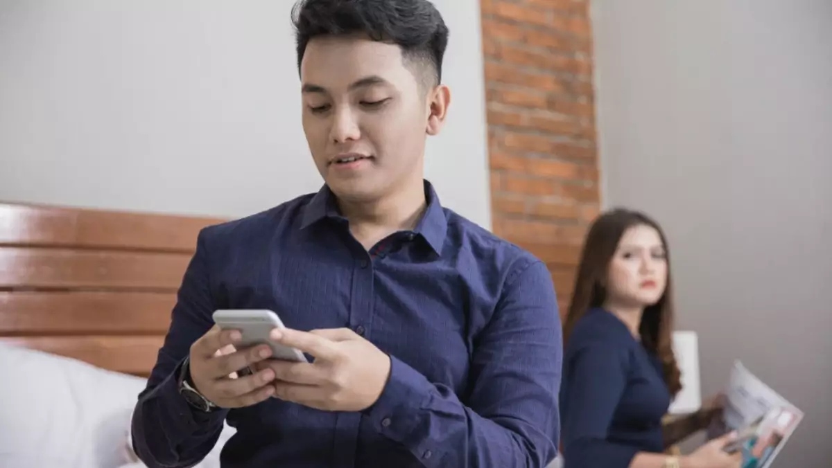 balas-dendam-pasangan-selingkuh