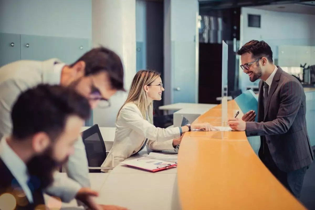 setiap-jenjang-karir-perbankan-diawali-dari-teller