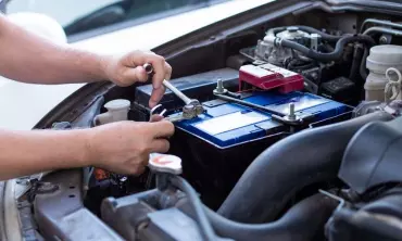 Aki Mobil Soak, Apakah Disetrum atau Ganti Baru?