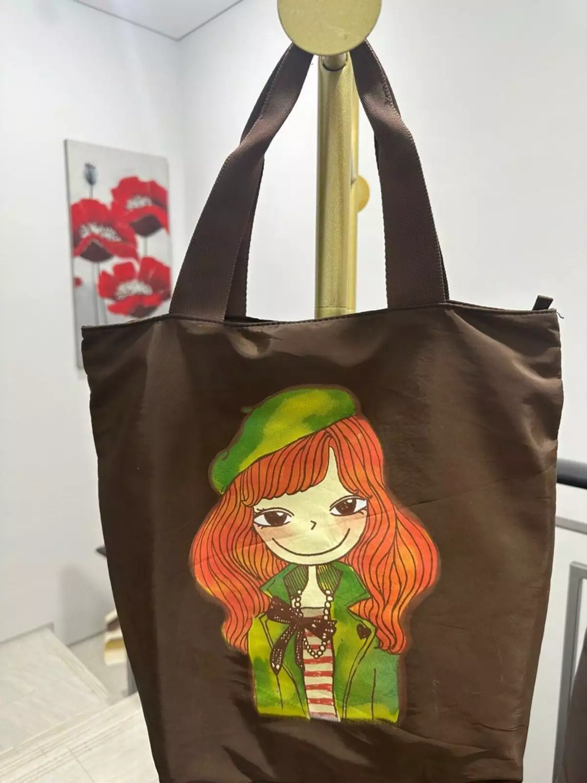 totebag-kanvas-dengan-motif-kartun