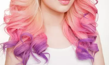 10 Gaya Pewarnaan Rambut Wanita yang Trendy dan Berani