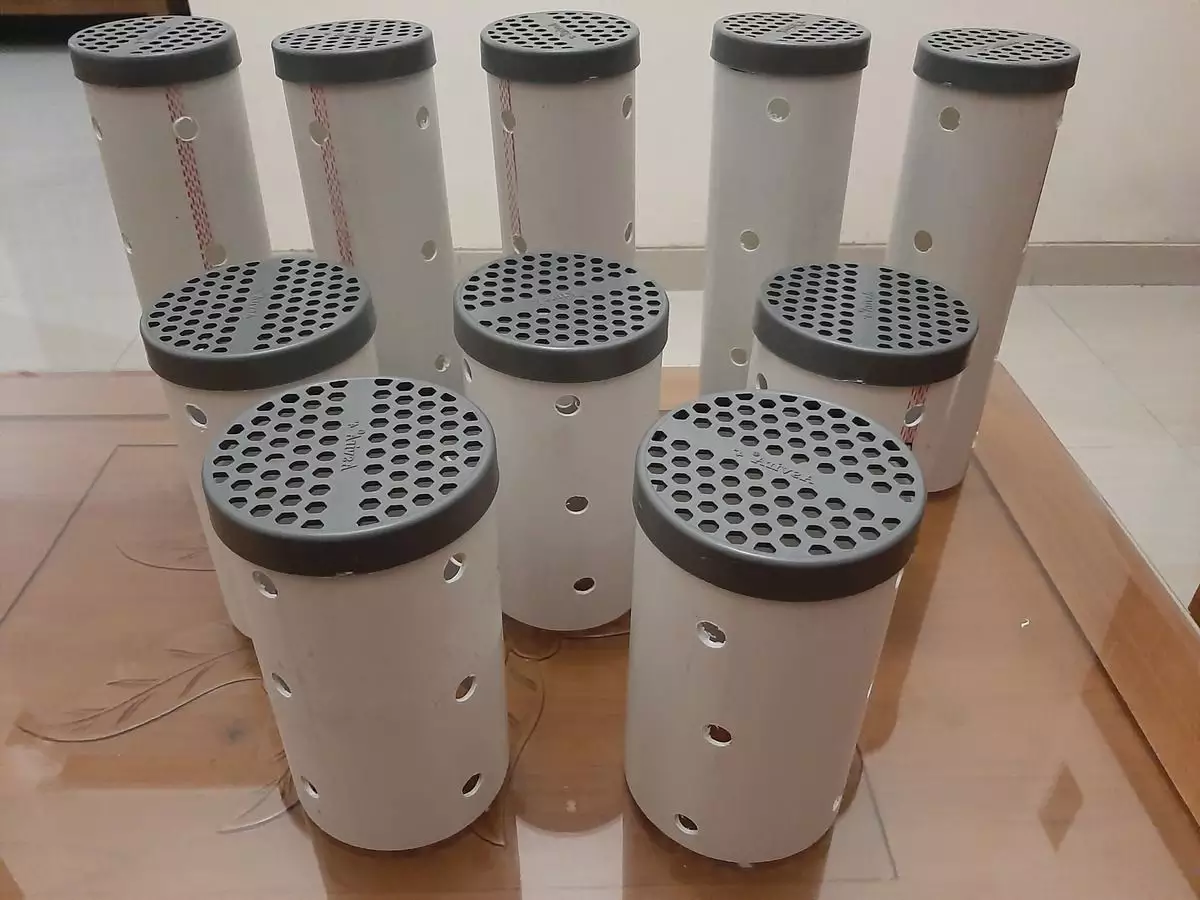 paralon-dan-penutup-seperti-platik-bisa-dimanfaatkan-untuk-membuat-lubang-biopori