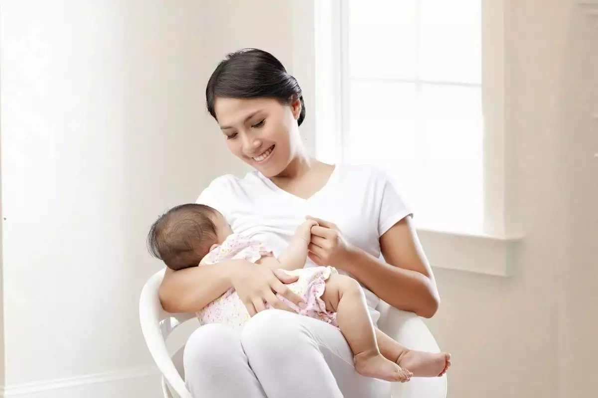 susu-almond-juga-bisa-menjadi-asi-booster