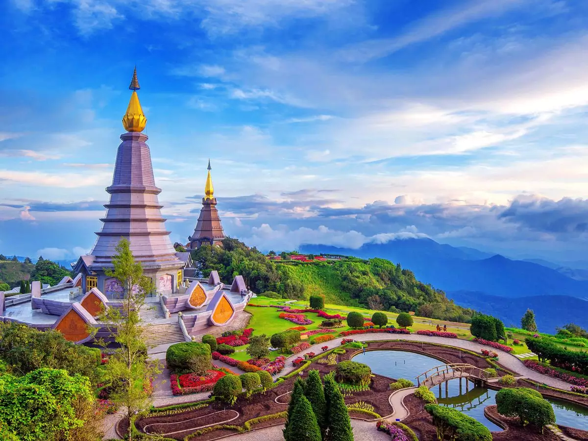 Kota-Chiang-Mai-di-Thailand-merupakan-pusat-budaya-dan-agama-Thailand-Utara-yang-juga-menawarkan-pemandangan-alam-yang-indah-dan-bersih