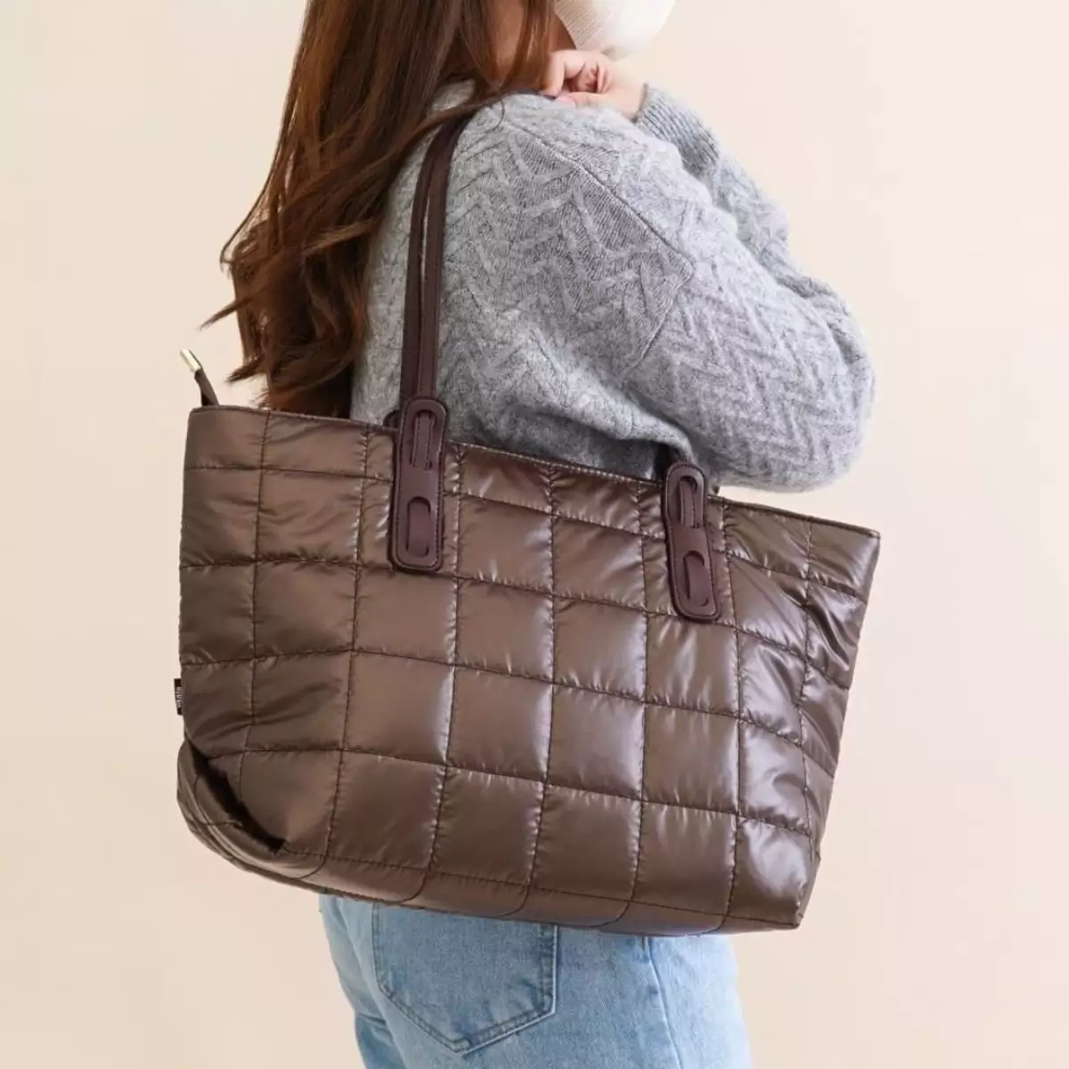 Pilih-puffy-bag-dengan-ukuran-yang-pas-sesuai-kebutuhan