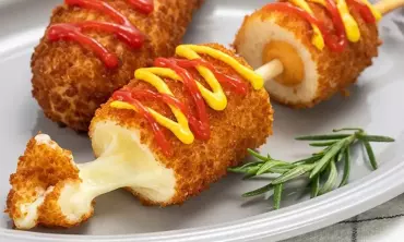 Tips dan Cara Membuat Adonan Corndog Agar Mengembang Sempurna
