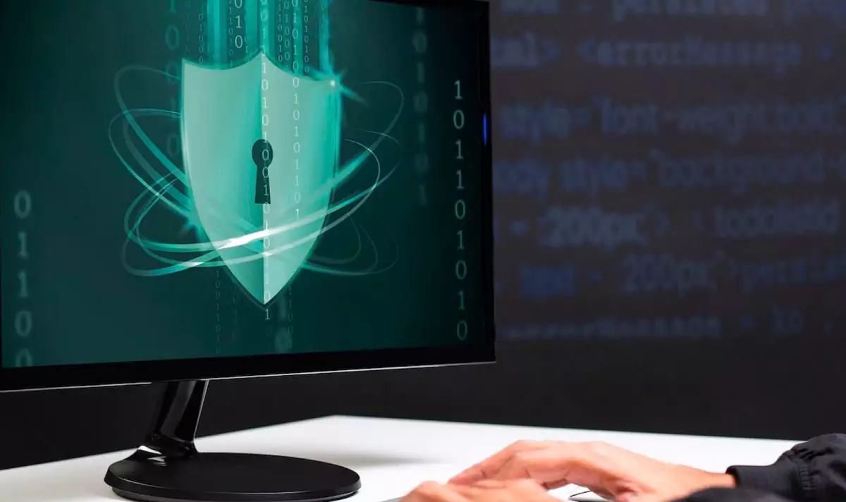 Gunakan-Antivirus-dan-Firewall-yang-terpercaya-pada-Perangkat