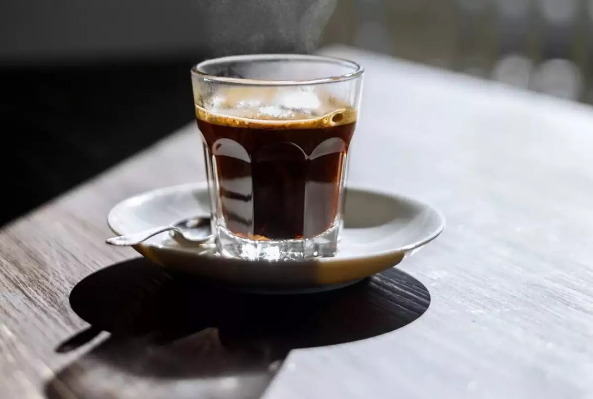 kopi-hitam