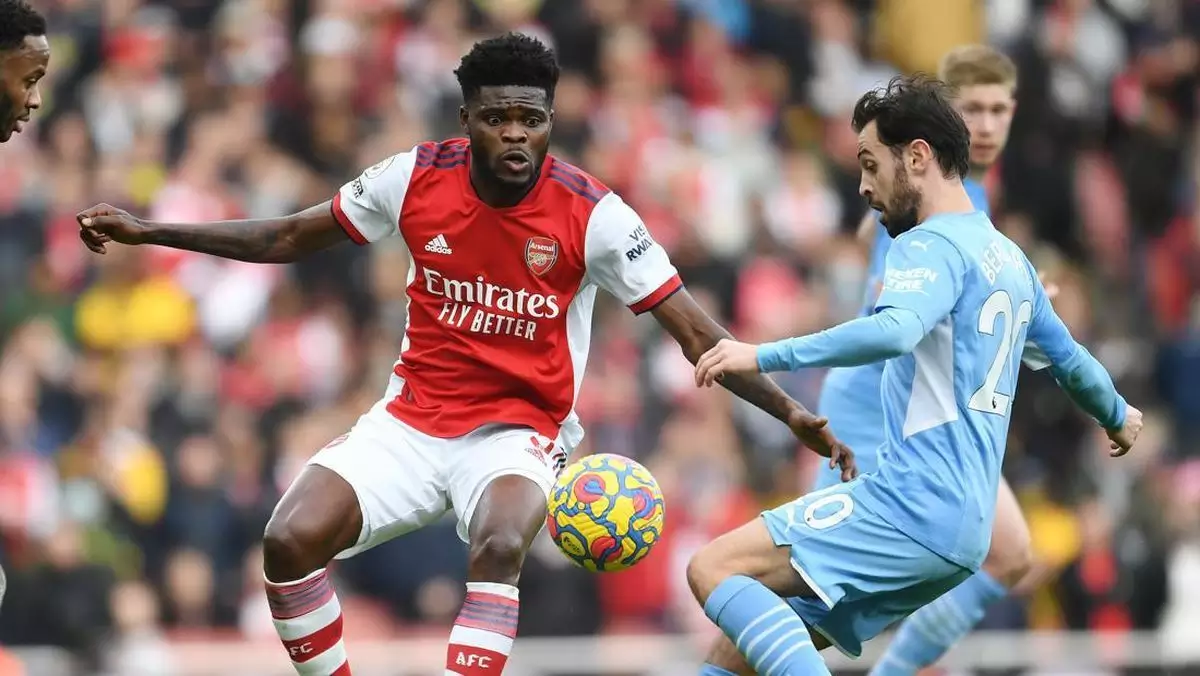 gelandang tengah punya peran sentral dalam olahraga sepakbola