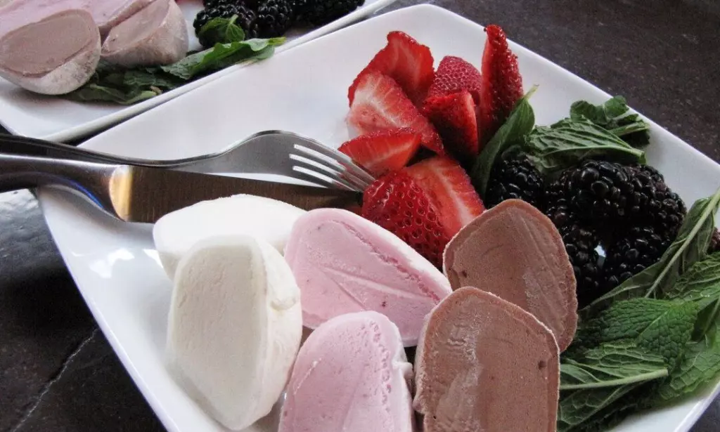 Cara Membuat Mochi Eskrim dengan 3 Bahan Saja