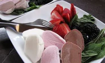 Cara Membuat Mochi Eskrim dengan 3 Bahan Saja