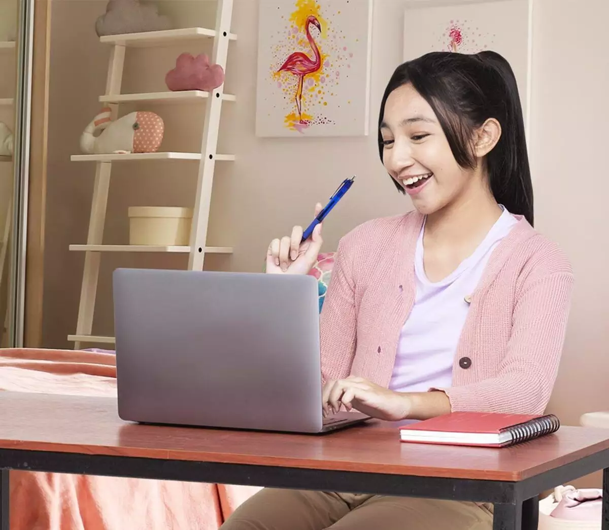 belajar bahasa inggris di rumah bisa memanfaatkan aplikasi atau program yang tersedia