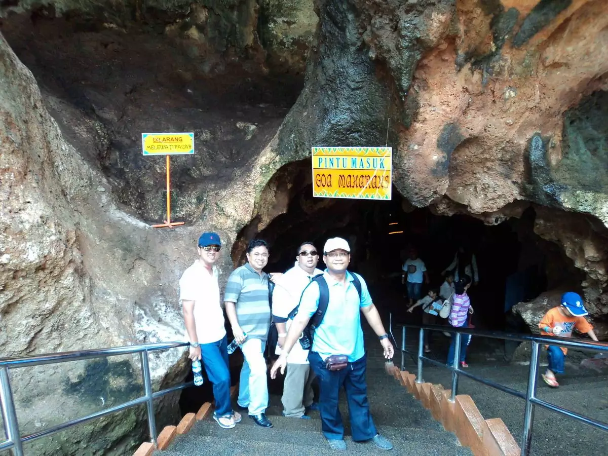 Gua Maharani di Lamongan