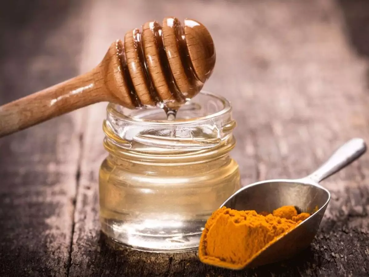 kunyit-madu