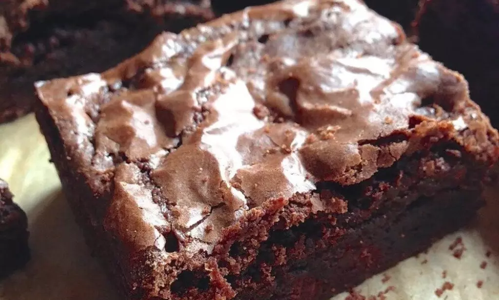 Resep Rahasia Cara Membuat Brownies yang Lezat Mengkilap