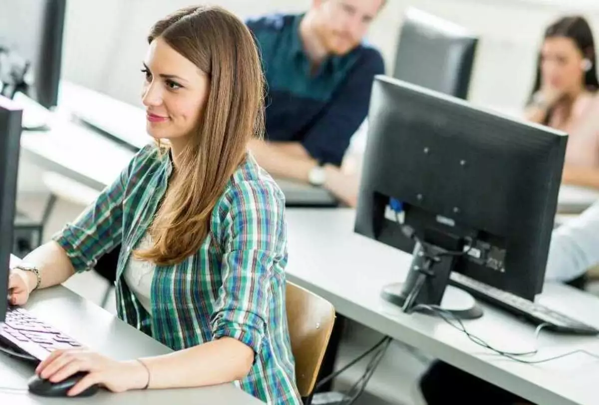 pertimbanan tempat kursus bahasa inggris pertimbangan tempat kursus bahasa inggris
