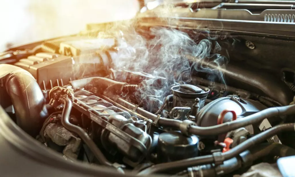 Inilah Penyebab dan Cara Mengatasi Mobil Overheat