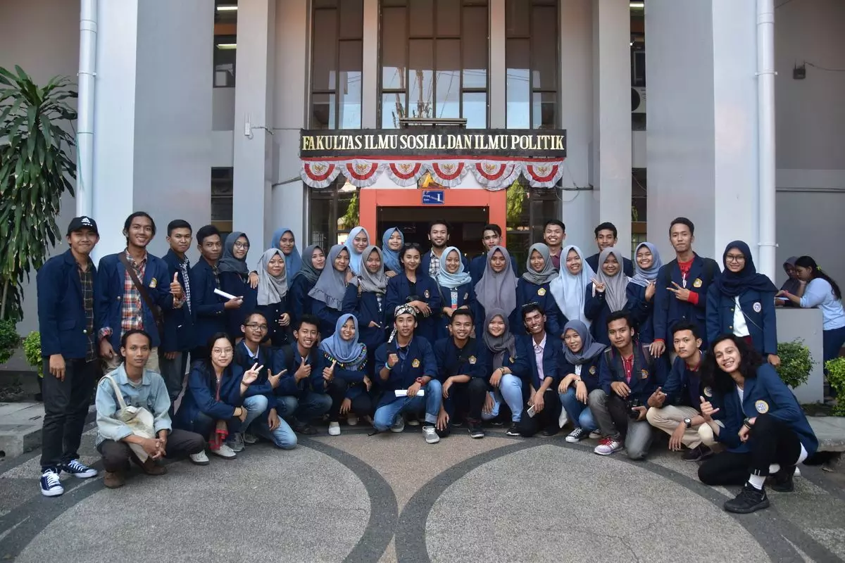 Komunikasi Unair Surabaya