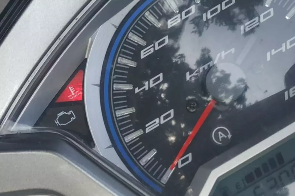 Lampu Indikator Temperatur Mesin Lampu Indikator Temperatur Mesin