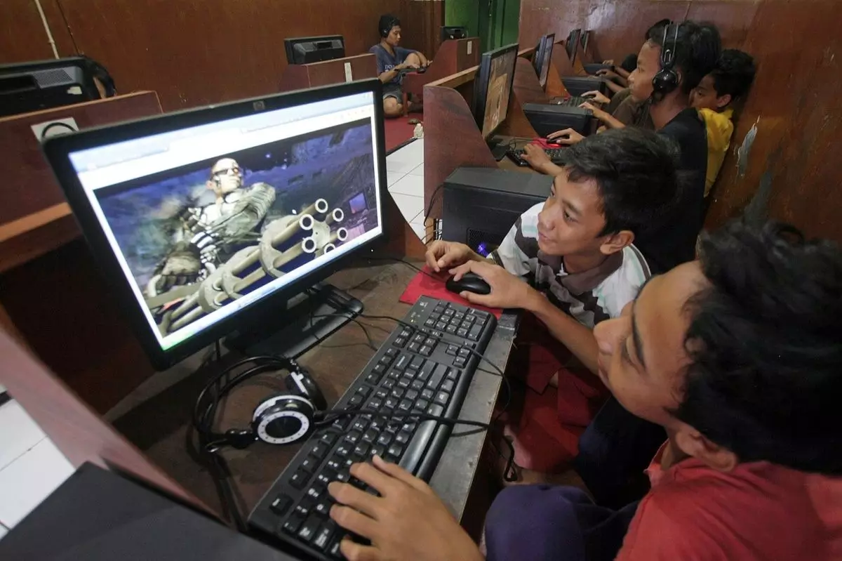 belajar bahasa Inggris lewat game online ternyata memiliki banyak manfaat belajar bahasa Inggris lewat game online ternyata memiliki banyak manfaat