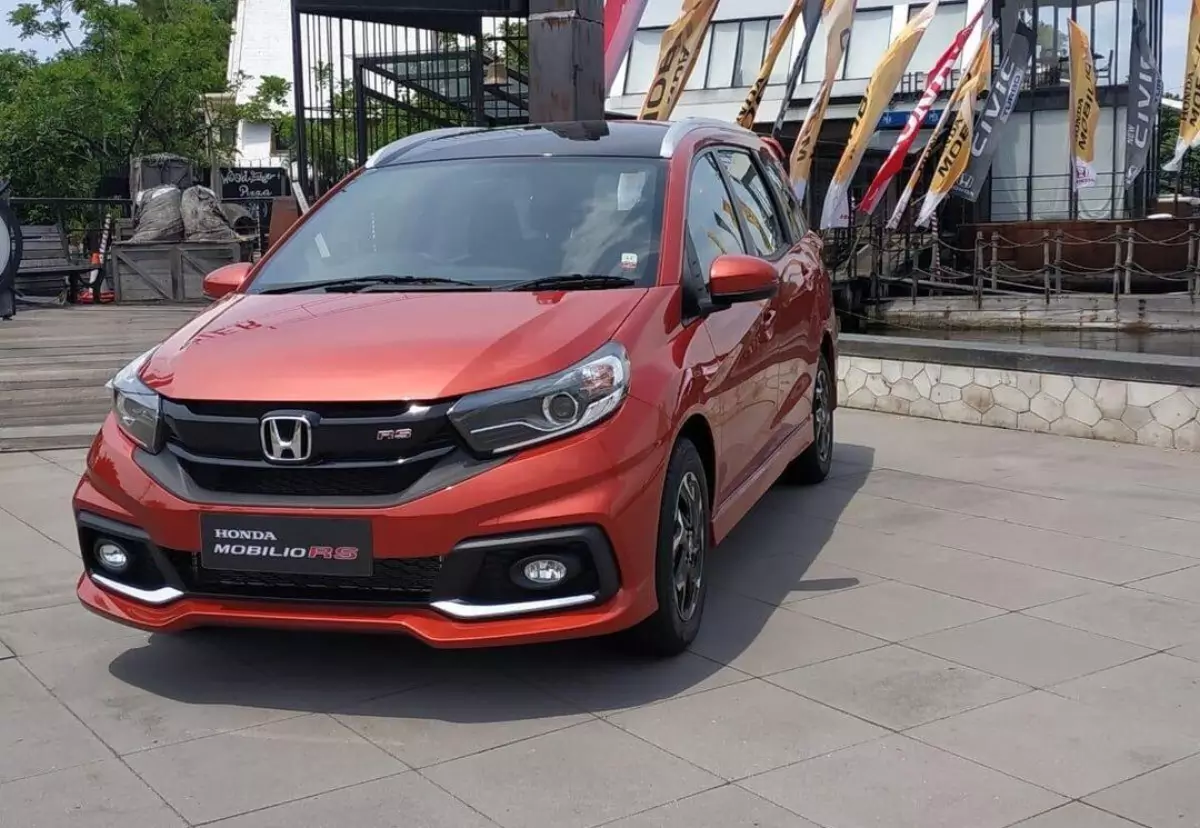 honda-mobilio