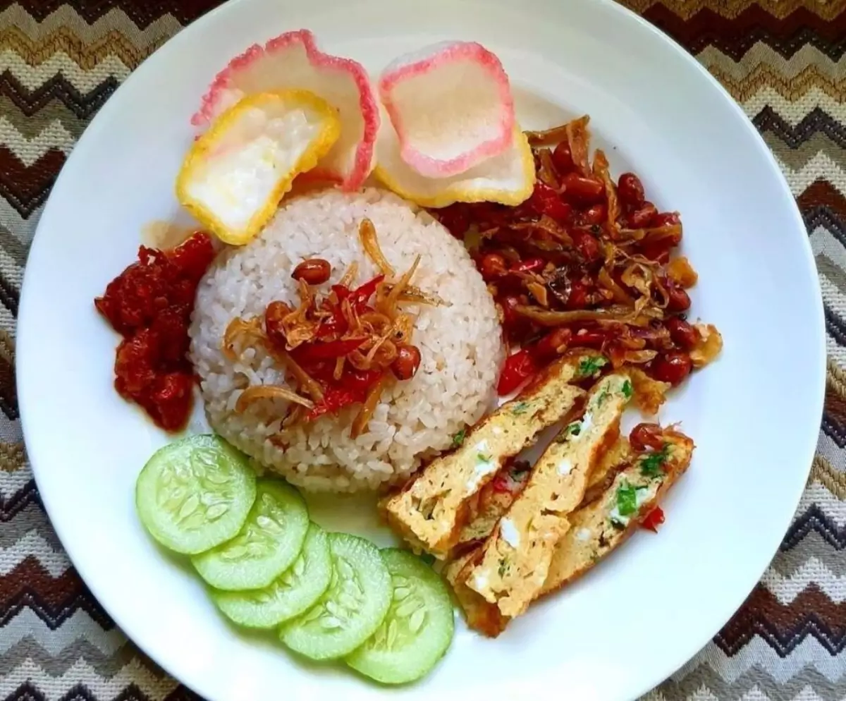 nasi-gurih nasi-gurih
