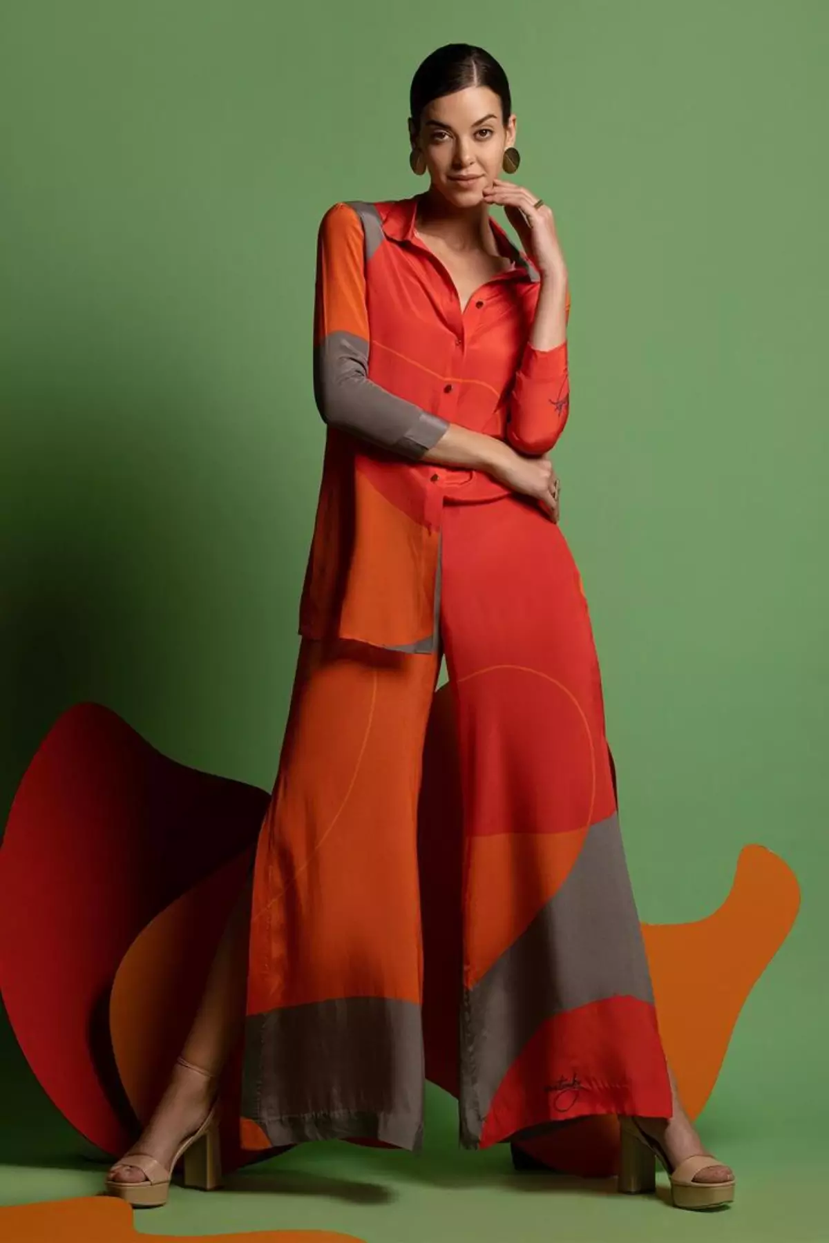 pilih potongan setelan one set crep yang tepat untuk karakter dan tubuh Anda pilih potongan setelan one set crep yang tepat untuk karakter dan tubuh Anda