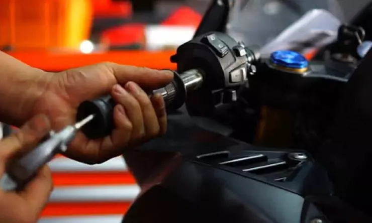 Penyebab Handle Gas Motor Matic Terasa Berat dan Cara Mengatasinya