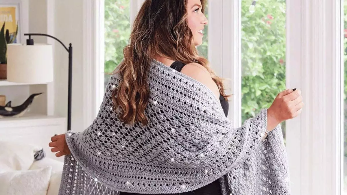 crochet bisa dibentuk menjadi fashion item apapun termasuk tas dan syal crochet bisa dibentuk menjadi fashion item apapun termasuk tas dan syal