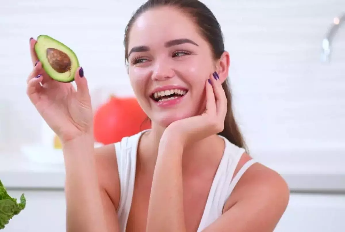 manfaat alpukat untuk kecantikan manfaat alpukat untuk kecantikan